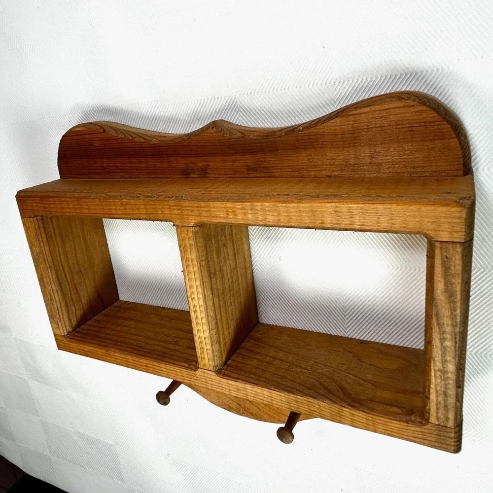 VTG Wood Wall Shelf 2 Cubbies Peg Hooks Rustic Farmhouse Pine 12x10 1980s Retro